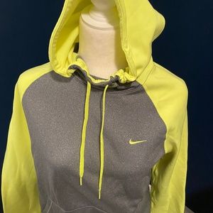 Women’s Thermafit Nike Hoodie